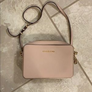 Michael Kors ballet pink purse
